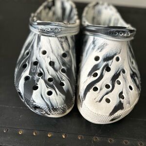 CROCS Kids Marble Black and White Slippers